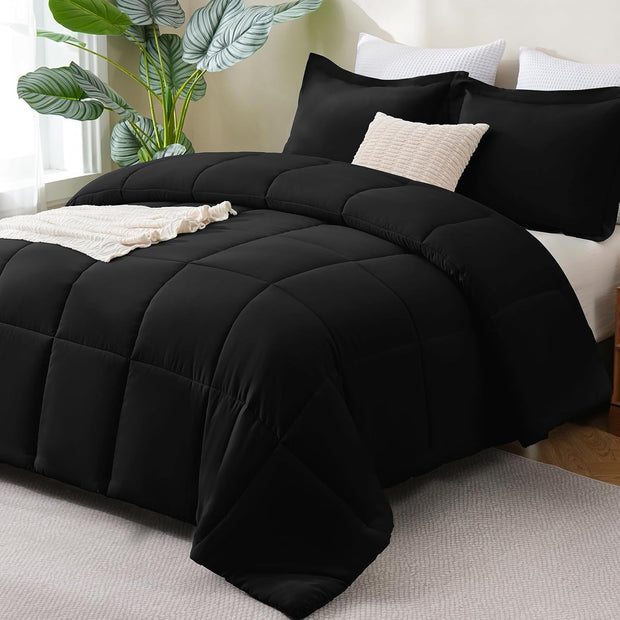 Lightweight Queen Comforter & Sham Set
